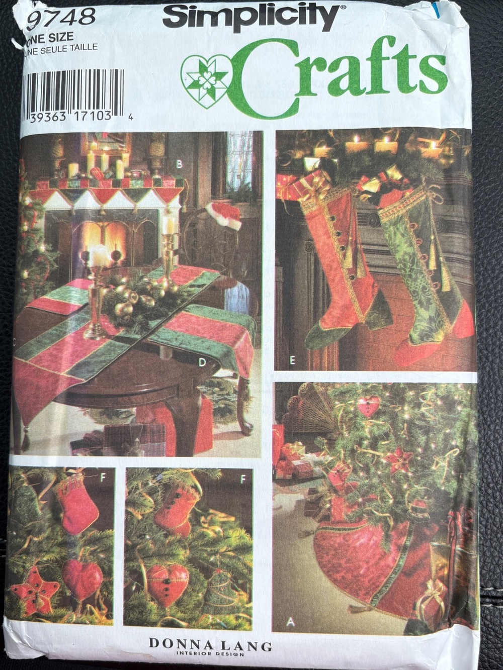 Simplicity Crafts Pattern 9748 for Christmas Decor